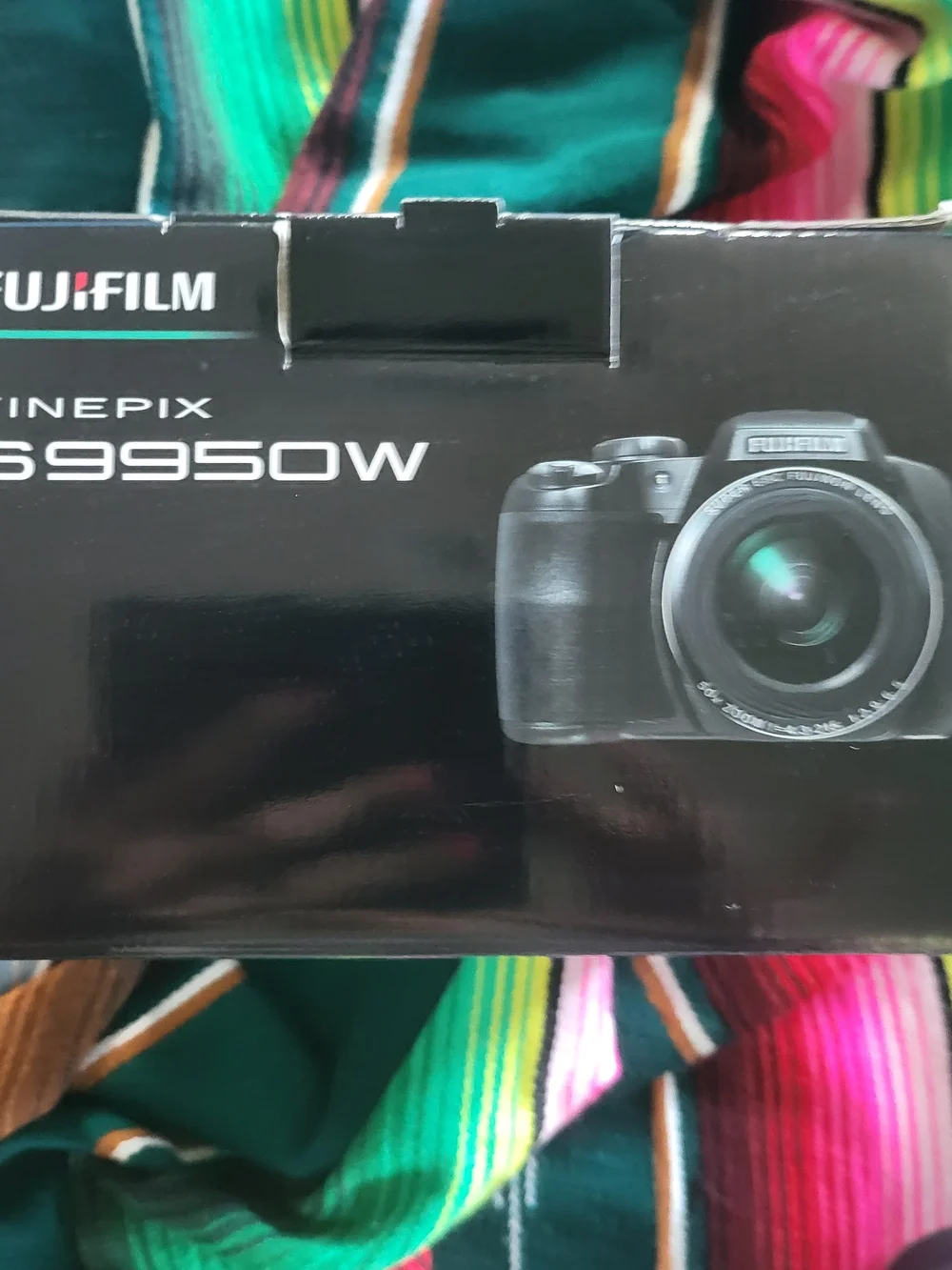 Fujifilm FinePix S9950W White Digital Camera 50x Zoom Complete Box Set